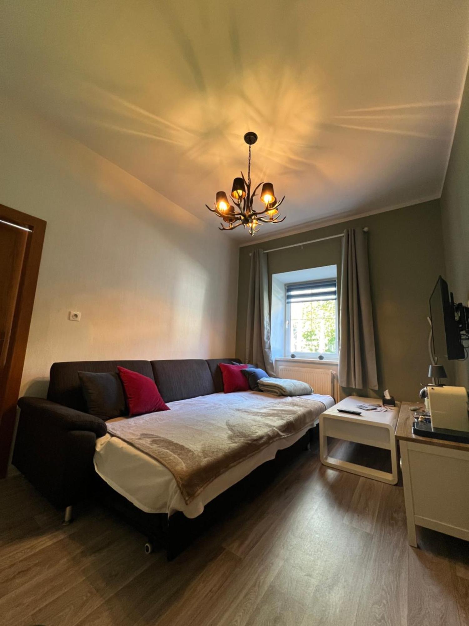 Ausseerland Apartments - Relax, Ski, Hike And Bike, Garden, Parking, Bbq, Near Hallstatt, Loser, Tauplitz And Krippenstein, Free Wi-Fi And Netflix "바트아우시 외부 사진